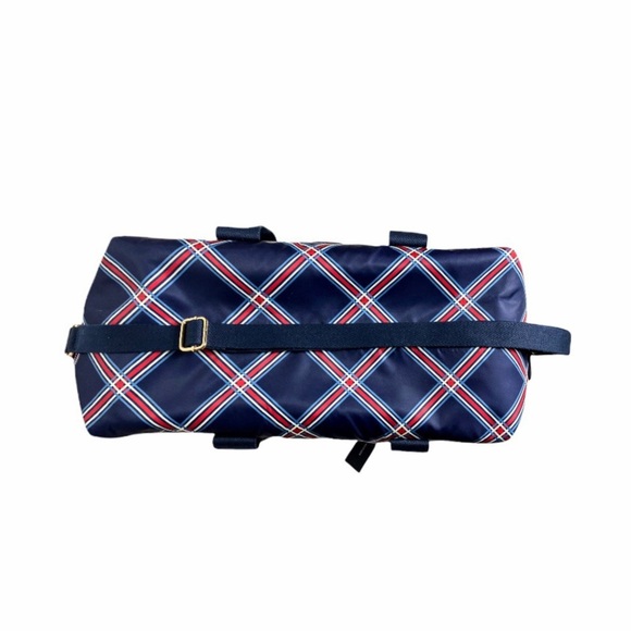 NWT TOMMY HILFIGER WEEKENDER BAG - Picture 8 of 16